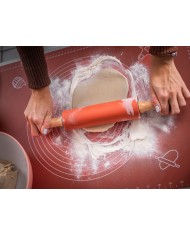 Valček MagicHome, na cesto, silikón, s drevenými rúčkami, 37,5 cm