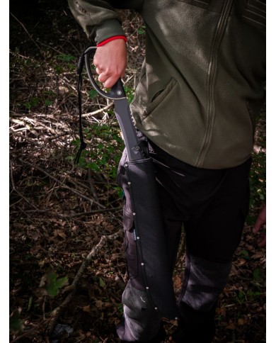 Mačeta Strend Pro Tactical, s puzdrom, s pílkou, s ochranou ruky, čierna, 61 cm