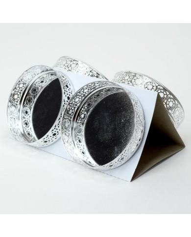 Podstavec na sviečku kruh ornament strieborný 4ks