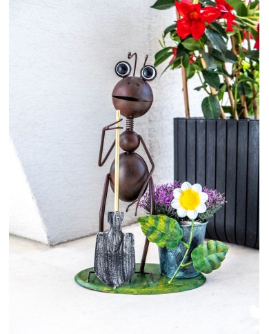 Dekorácia MagicHome Mecco, Mravec s rýľom, plech, 26x16x40 cm