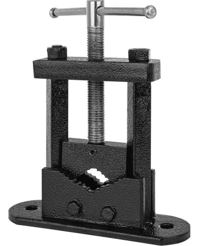 Zverák Strend Pro, 100 mm, inštalatérsky, na trubky