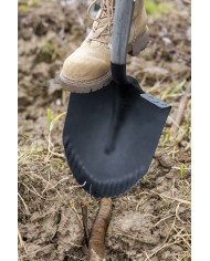 Rýľ Strend Pro Premium RedShark, špicatý, s drevenou násadou D 1150 mm, záruka 10 r.