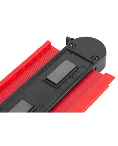 Šablóna na obkreslenie tvarov Strend Pro DG680, 125x101 mm, s uzamknutím vzoru a magnetom