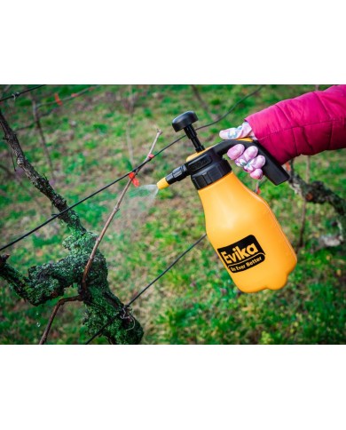 Postrekovač Evika AG10, 1.0 lit, ručný