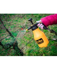 Postrekovač Evika AG10, 1.0 lit, ručný