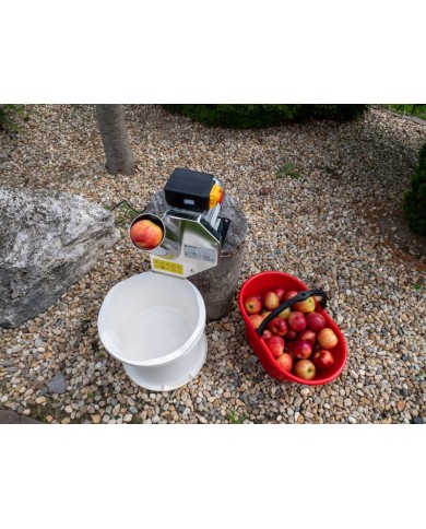 Drvič Strend Pro EFC-2, na ovocie, jablká, 550 W, 1 lit., 200 kg/h., 43x22x33 cm