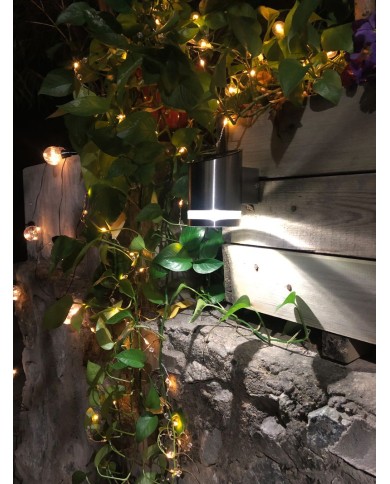 Lampa Strend Pro Garden, solárna, LED svietidlo na stenu/plot, 9x12x14 cm