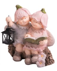 Dekorácia MagicHome, Chlapček a dievčatko s knihou a lampášom, keramika, 32,5x20,5x35 cm